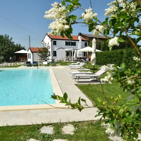 Landhaus Adria Bnb Nature Resort *